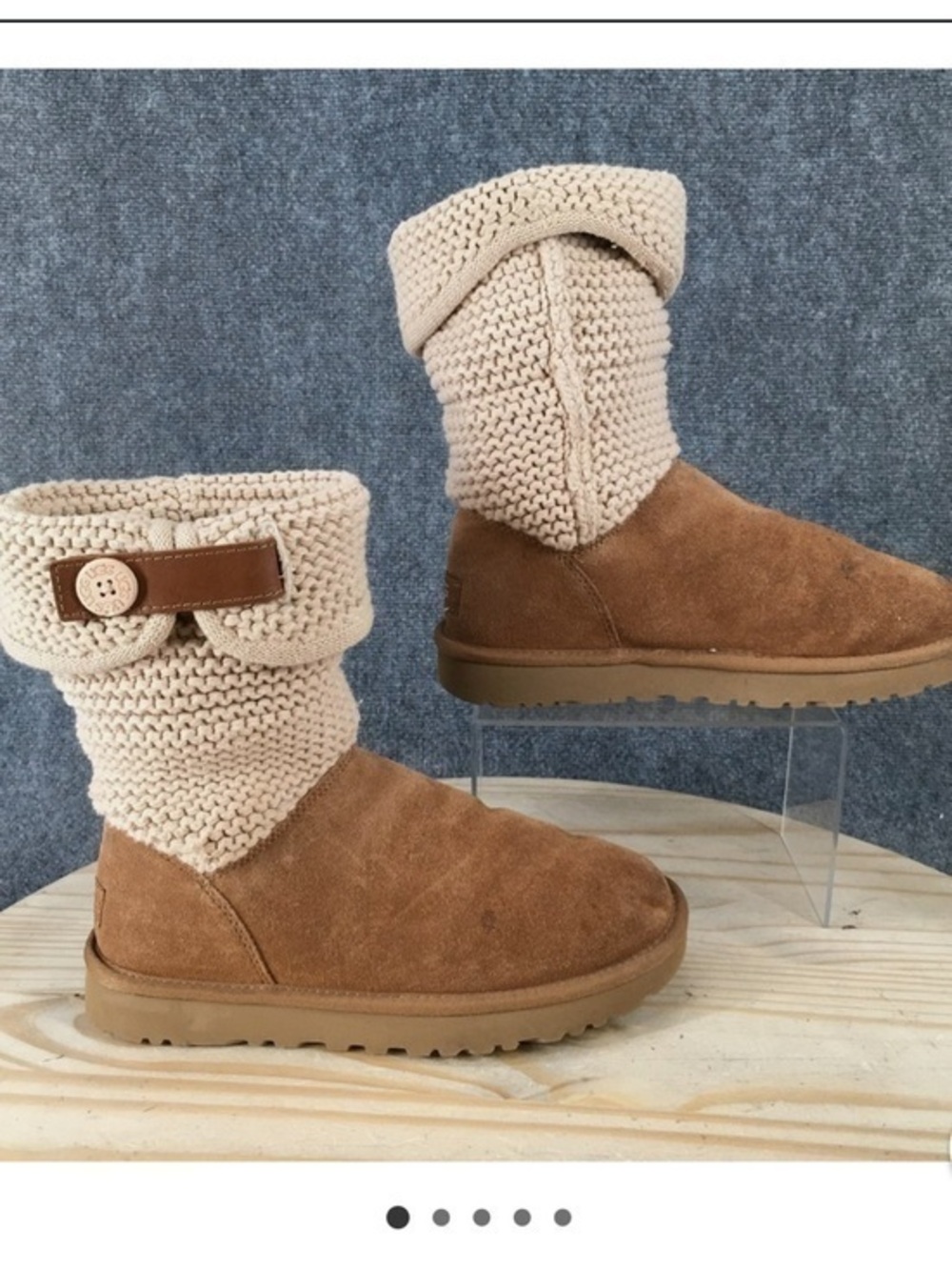UGG Shaina Winter Snow Boots 8 Button Knit Sheepskin Suede woman’s size 9